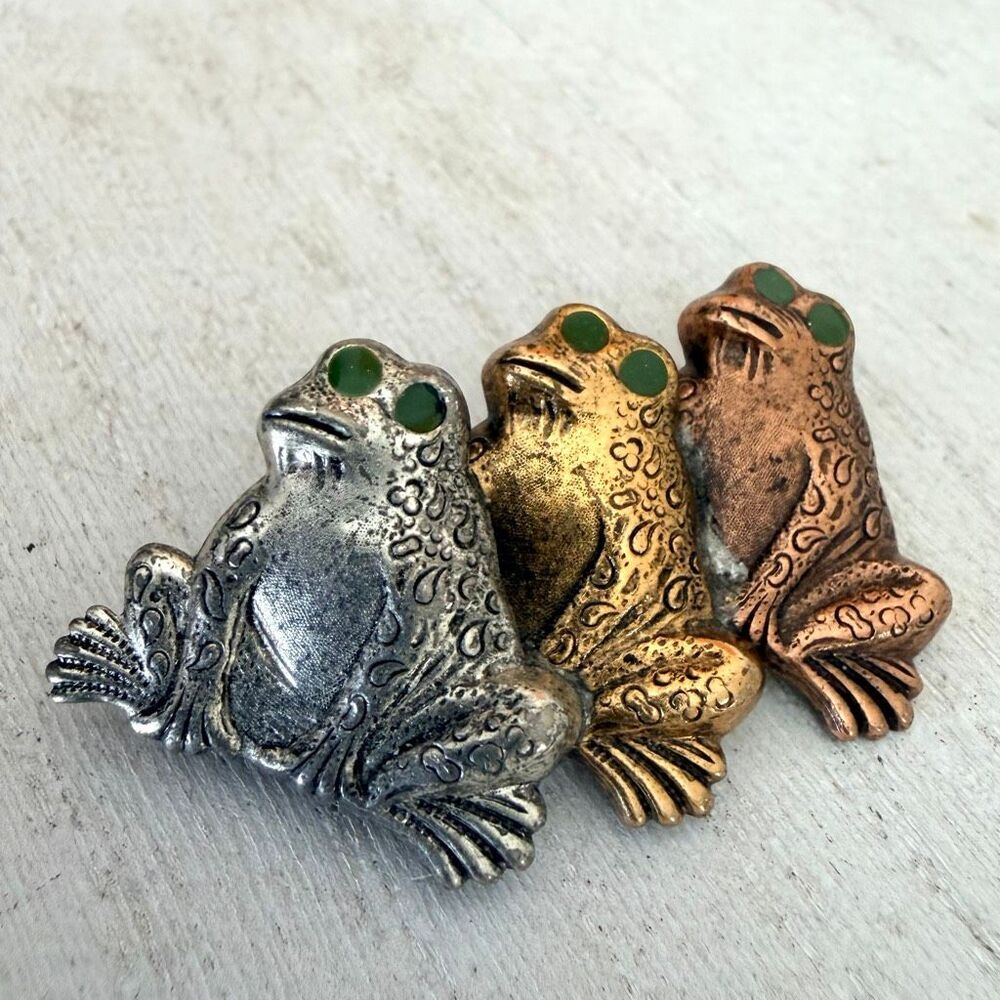Vintage Three Frog Brooch Silver Gold Copper Tone Green Eyes Figural